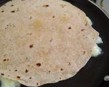 A picture of step 2 of Egg Roll.