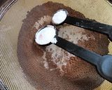 A picture of step 3 of Chocolate Cake Premix.