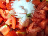 Bacalao Skrei con patatas paja y salsa de tomate