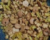 Foto del paso 7 de la receta: Chuleta de cerdo a la hawaiana