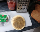 Foto del paso 1 de la receta: Milanesas con crema de pimientos