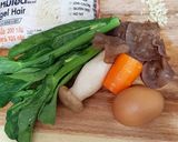 รูปขั้นตอนการทำที่ 1 ของ ผัดโอ๊ตอิ๋ว ผักแน่นๆ🥕🥬🍄🍝🍳