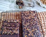 Foto langkah ke 9 dari resep Bolu Coklat Panggang.
