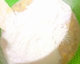 عکس مرحله 3 از دستور نان دو رنگ با توستر