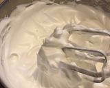 A picture of step 2 of Crispy walnut meringue .