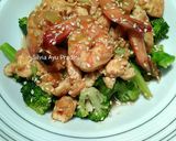 Foto langkah ke 8 dari resep Cah brokoli tofu udang dengan taburan wijen.