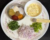 A picture of step 1 of Besan Ki Masaledar Khasta Roti 🫓.