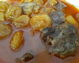 عکس مرحله 3 از دستور خورش آلو