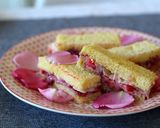 A picture of step 5 of Rose petal and strawberry sandwiches.