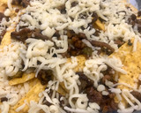 Foto del paso 3 de la receta: Nachos con carne, queso y chiles poblanos