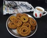 ઘઉં ના લોટ ની ચકરી (Wheat Flour Chakri Recipe In Gujarati) રેસીપી સ્ટેપ4ફોટો