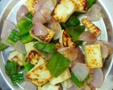 A picture of step 4 of Malai Paneer Capsicum Curry.