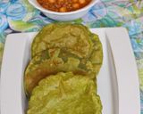 A picture of step 5 of Palak Puri / Poori.