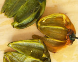 Foto del paso 2 de la receta: Rollos de chile relleno hojaldrado