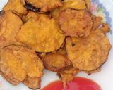 A picture of step 6 of Eggplant pakora.