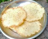 A picture of step 3 of Sago flour puri.