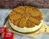 Foto langkah ke 7 dari resep Lotus Cheese Cake (no bake, no mixer).
