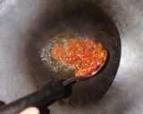รูปขั้นตอนการทำที่ 4 ของ ผัดเผ็ดปลาช่อนหน้อไม้ส้ม