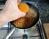 Foto del paso 5 de la receta: Pisto con langostinos