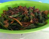 Foto langkah ke 5 dari resep Tumis Buncis Wortel.