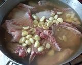 Foto del paso 2 de la receta: Cabrito al vino y ajo