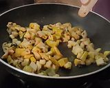 चटपटीत उपवासाची पेरूची भाजी (Upwasachi Peruchi Bhaji Recipe In Marathi) रेसिपी स्टेप 3 फोटो 
