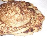 Foto del paso 3 de la receta: Hot cakes de avena con harina integral de manzana y canela!