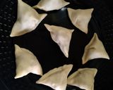 A picture of step 11 of Samosa.