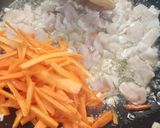 Foto langkah ke 2 dari resep Kwetiau Bumbu Nasi Goreng.