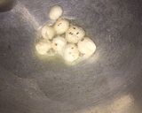 A picture of step 2 of Masala makhana.