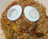 A picture of step 3 of 🍝My indomiee with fish and egg🍝.