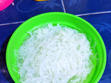 22) Sop Bihun Oyong