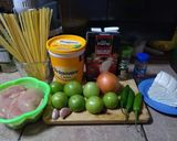 Foto del paso 1 de la receta: Fajitas de pollo en salsa de tomate fresadilla y pasta