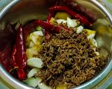 গোটা রসুন দিয়ে চিকেনের ঝোল (gota rasun diye chickener jhol recipe in Bengali) রেসিপির ধাপ 2 ছবি