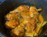 Foto langkah ke 5 dari resep Ayam Woku Kemangi.