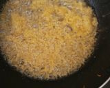 Foto langkah ke 4 dari resep Ayam Goreng Kremes.