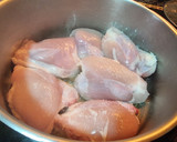 Foto del paso 1 de la receta: Pollo guisado a la antigua