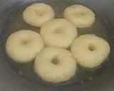 Foto langkah ke 9 dari resep Donat labu kuning.