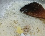 Foto langkah ke 5 dari resep Bihun Goreng Putih.