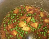 A picture of step 5 of Aloo Mater salan.