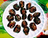 A picture of step 4 of Shahi tasty date(Khajur) and paan bites.