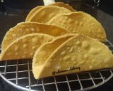 A picture of step 10 of Taco shell.