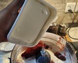 A picture of step 3 of Strawberry Cheese Cake in Cup.