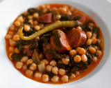 Foto del paso 8 de la receta: Garbanzos estofados con acelgas y chorizo picante