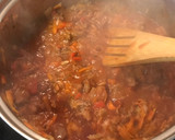 Foto del paso 3 de la receta: Pastel de berenjenas con papas y relleno de salsa de tomate y carne