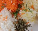 A picture of step 2 of Mix vegetable paratha.
