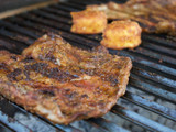 Matambrito de Cerdo a la pizza en la parrilla