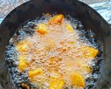 A picture of step 3 of Vyazi Karai (Fry Potato Mombasa Style).