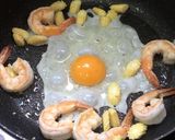 รูปขั้นตอนการทำที่ 4 ของ ข้าวผัดกุ้ง