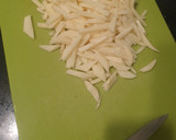 Foto del paso 1 de la receta: Guarnición caramelizada de patata, manzana y cebolla